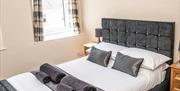 Double Bedroom, Babbacombe Apartments, 2 Mount Temple, Torquay, Devo