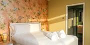 Double En-Suite Bedroom at The Grottoes, Braddons Hill Road East