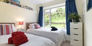 Twin Room, The Pink Bungalow, Paignton, Devon