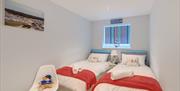 Twin Bedroom, 1 Puffin, The Cove, Brixham