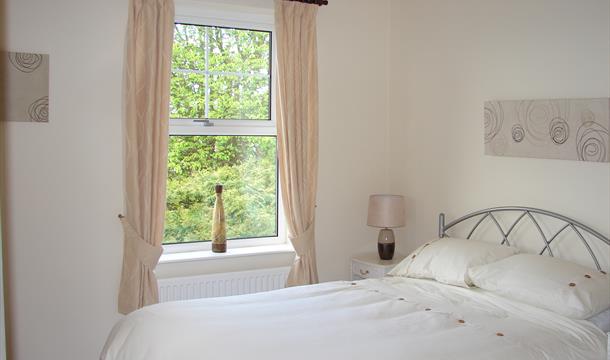 Master bedroom at 3 Braeside Mews Self Catering Accommodation in Paignton Devon