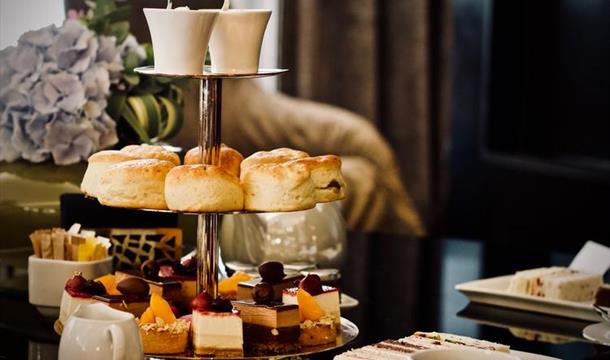 Afternoon Tea Experiences at the Palace in Stage Left