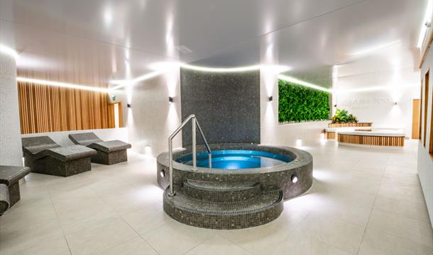 Fire and Ice Experience at The Aztec Spa, Torquay, Devon
