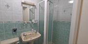 Protea : Super King Room - Bathroom