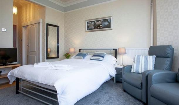 Double Bedroom at Bedford Holiday Apartments, Adelphi Road, Paignton, Devon