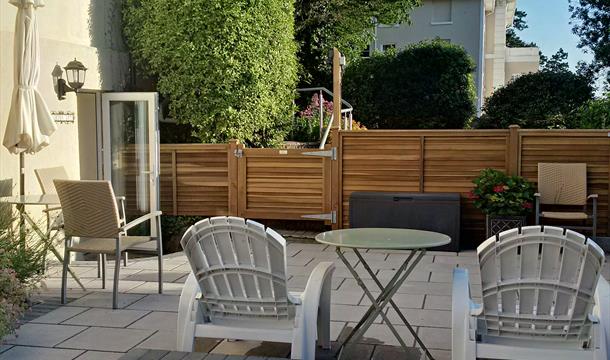 Self-Catering Garden Apartment with Private Patio at Court Prior, Torquay, Devon