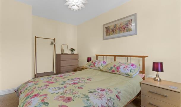 Double bedroom, The Pink House, 86 York Road, Paignton, Devon