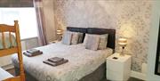 Double Bedroom, Roslyn Guest House, Beach Road, Paignton, Devon