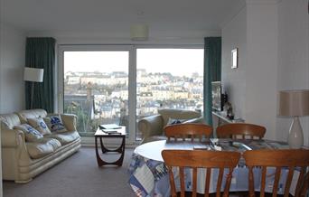 Lounge/Diner with view, Sea Crest, 2 Jacolind Walk, Brixham, Devon