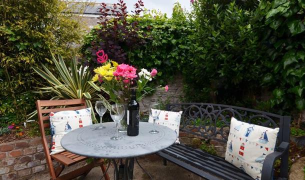 Garden/patio, Seagulls Rest, 5 Higher Street, Brixham, Devon