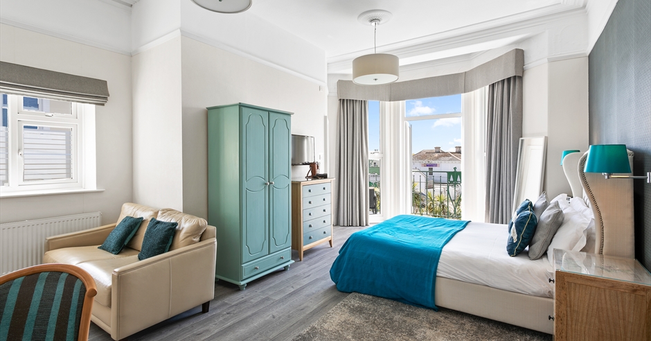 The Torcroft, Torquay - Bed & Breakfast in Torquay, Torquay - English ...