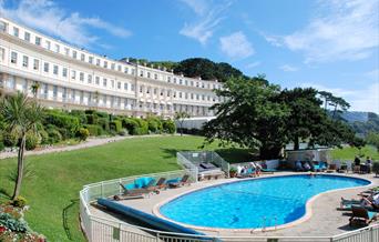 Osborne Hotel - cresent and pool