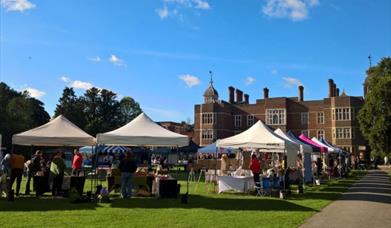 Celebrate autumn with makers, food markets, kids’ fun, and musical performances