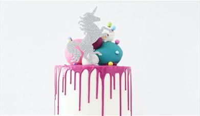 Create your own unique magical cake!