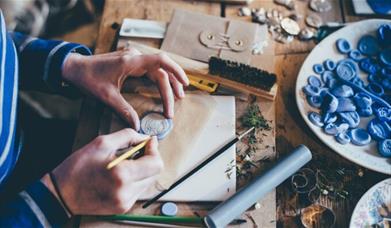 Make Your Own Resin Jewellery
