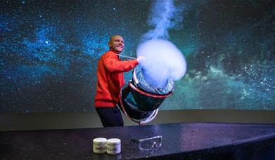 Unboxing the Universe is a multi-sensory live science show that turns big space questions into exciting moments of discovery and wonder