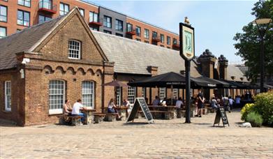 Outside the Dial Arch Pub.