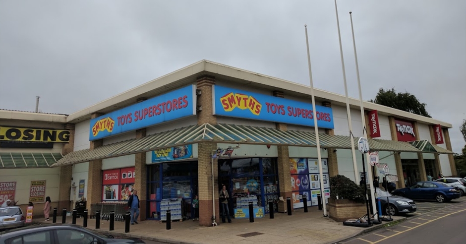 Smyths stores clearance