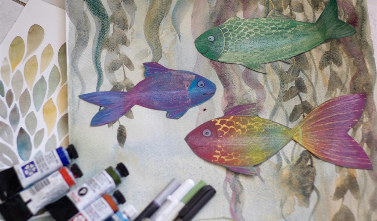 In this session, Young Artists can learn practical and creative skills and come home with a covetable item!