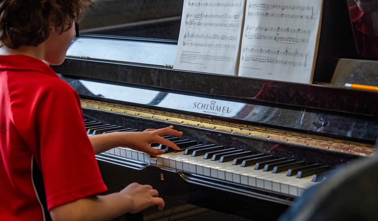 A fantastic opportunity to learn an instrument in supportive small groups following a tailored curriculum