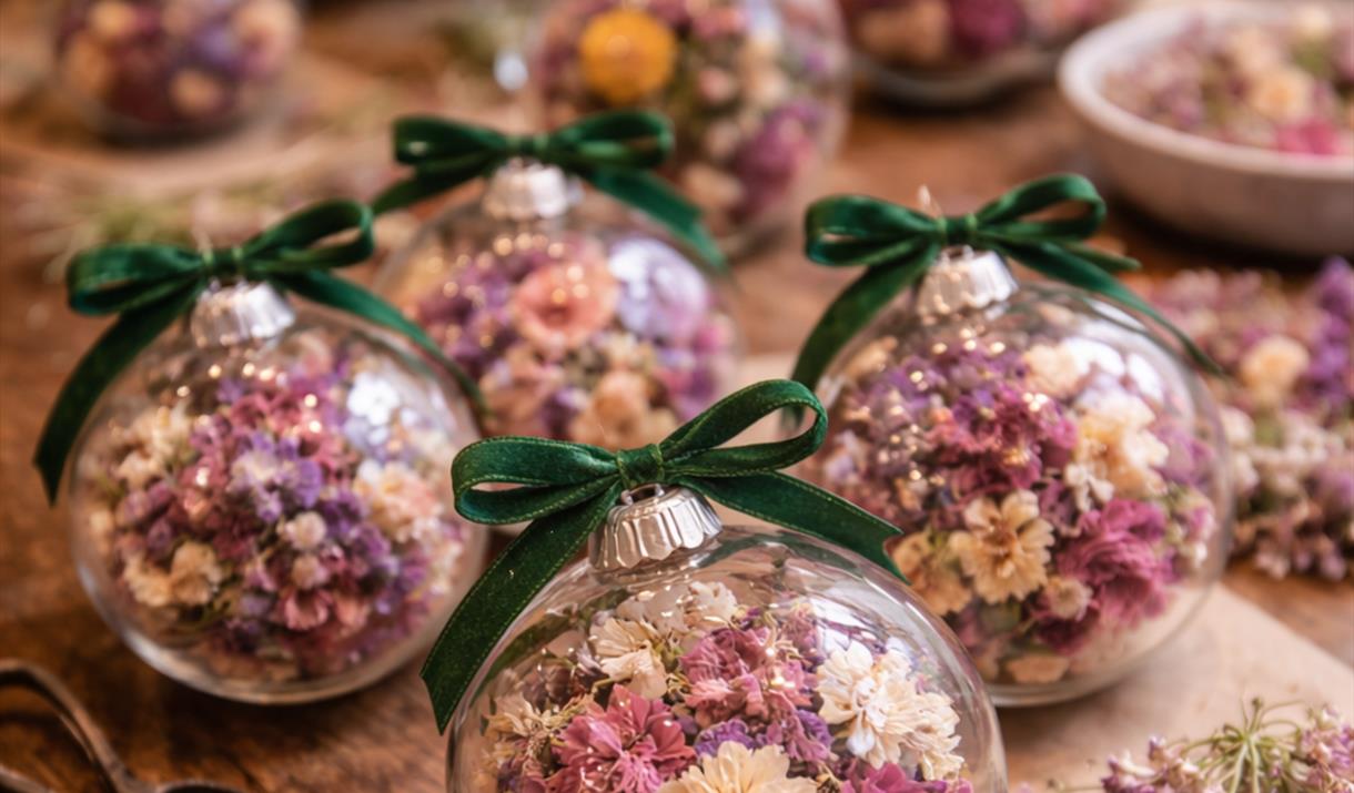 Dried Flower Bauble Making Workshop
