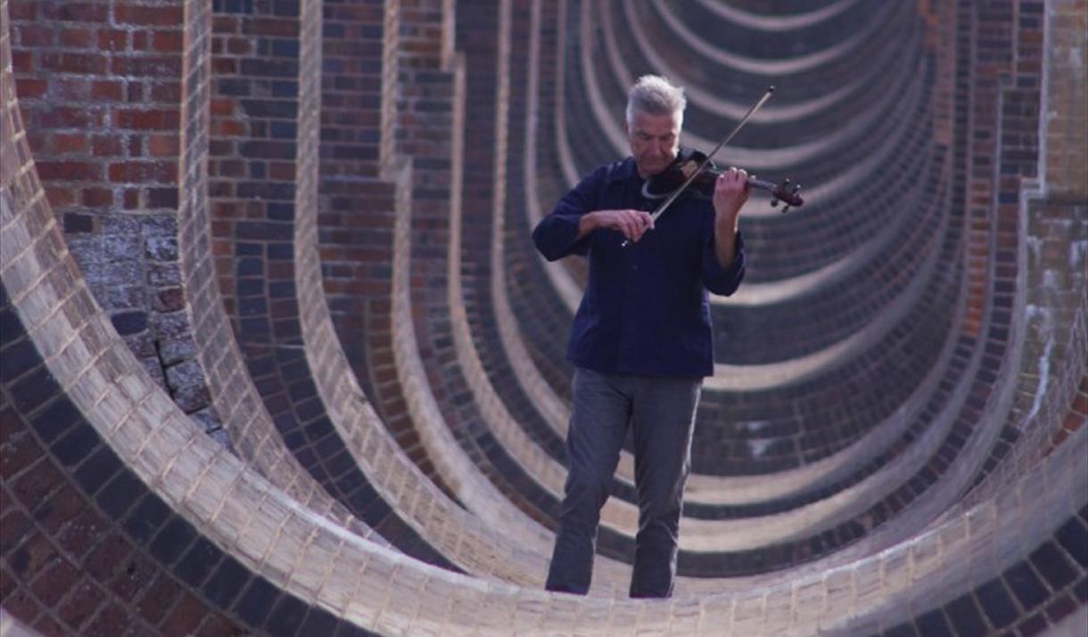 A recital of new works commissioned and performed by Nic Pendlebury, exploring the unique soundworld of Electric Viola with digital manipulation