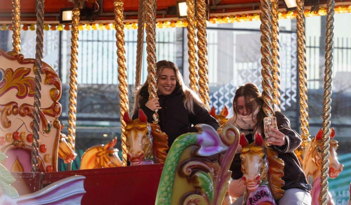Come along to Greenwich Peninsula Winter Market and create some unforgettable festive memories