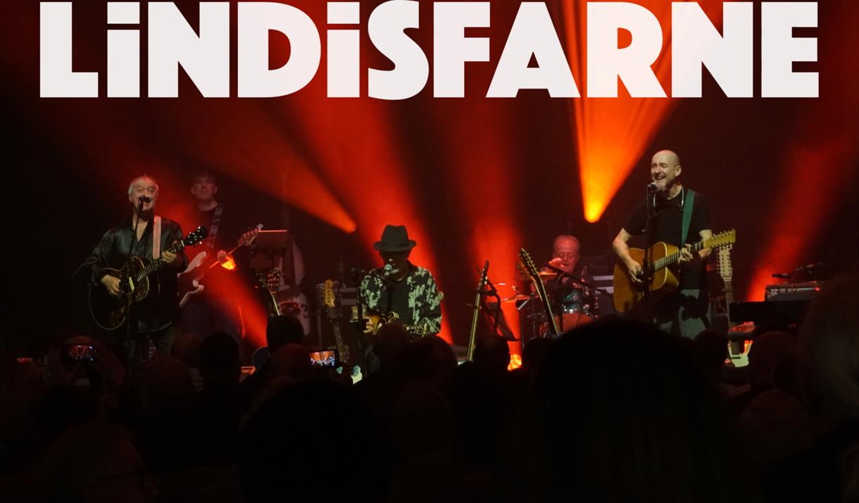 A classic five-piece line-up of long-time members fronted by founder-member Rod Clements on vocals, mandolin, fiddle and slide guitar
