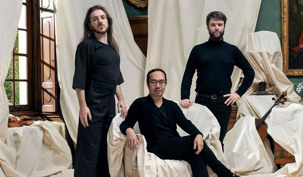 Join the Carne Trust Ensemble in Residence the Linos Trio for a concert of Mendelssohn and Boondiskulchok