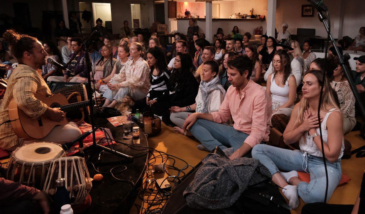 A live collaboration with Luzmira Zerpa and Antarma is taking place on the Peninsula at Firepit Art Gallery