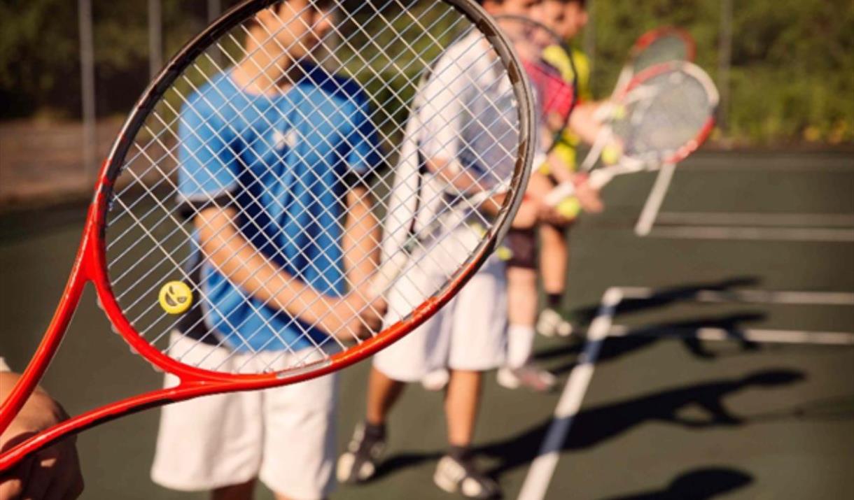Keep your kids active this May half-term with mini and junior tennis camps for ages 4-16!