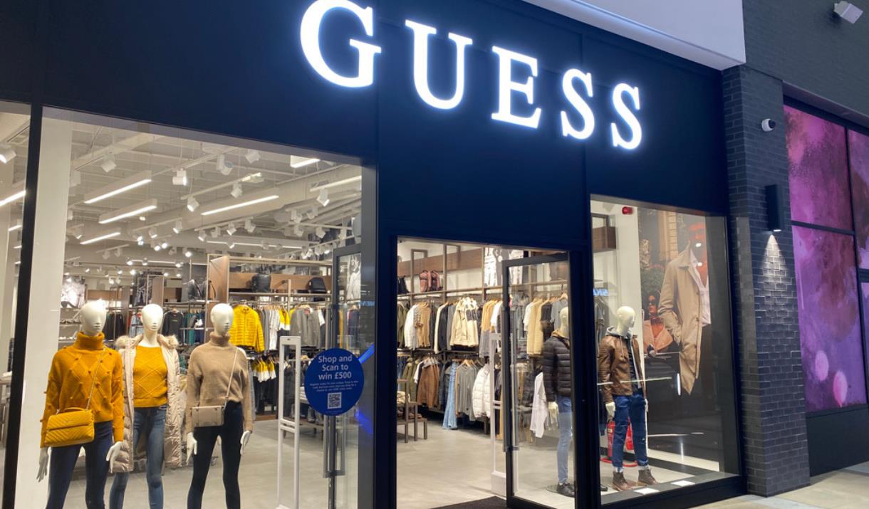 Guess Shop Fashion in Greenwich Greenwich Enjoy Greenwich