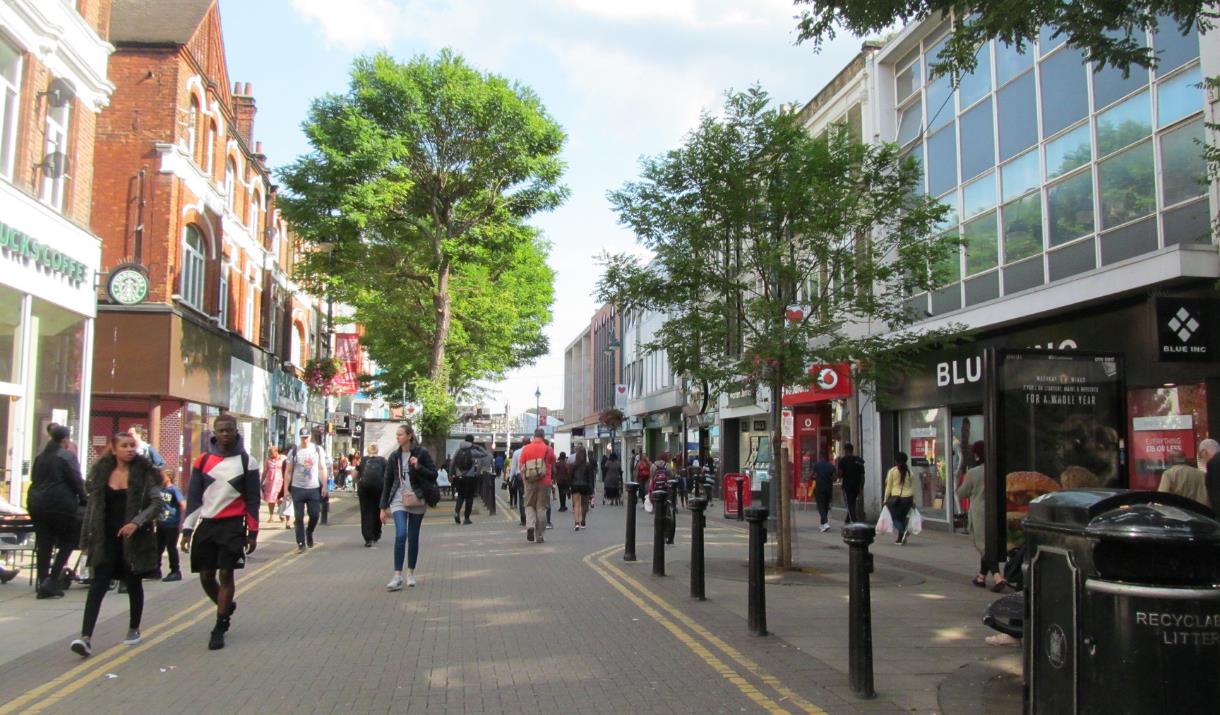 Woolwich High Street - High Street in Woolwich, Greenwich - Enjoy