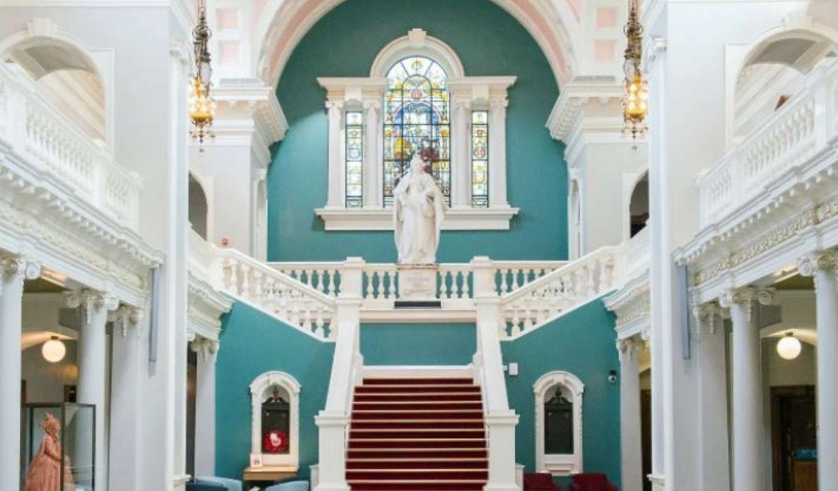 Looking up at the beautiful set up inside the Woolwich Town Hall.