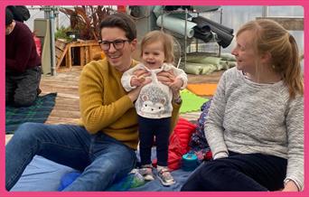 An interactive music show for babies, toddlers & families!