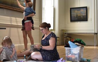 Join the FREE workshops inspired by the Van de Velde's drawings.