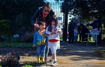 Bunnies in the Beds: Easter Trail & Market
