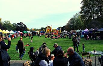Celebrate autumn with makers, food markets, kids’ fun, and musical performances