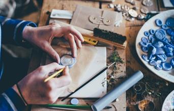 Make Your Own Resin Jewellery