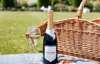 Join Old Royal Naval College outside on the stunning colonnades for this exclusive tasting session