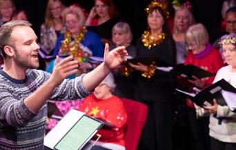 All in one evening you can enjoy Tramshed’s Reach Theatre Company’s brilliant Whodunit, with a seasonal twist