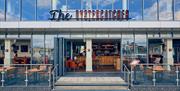 A modern pub on the waterfront, serving everything from brunch, lunch, dinner and drinks