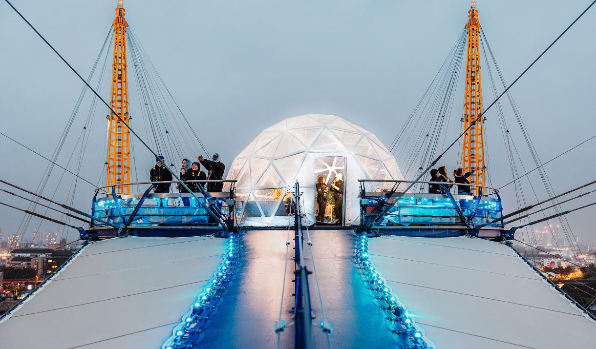 UK’s highest Snow Globe Climb – an immersive, ‘winter wonderland’ experience like no other, on top of the world’s busiest venue, The O2 UK’s highest Snow Globe Climb – an immersive, ‘winter wonderland’ experience like no other, on top of the world’s busiest venue, The O2