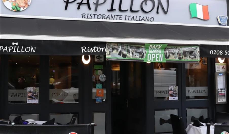 Papillon Chigwell Entrance