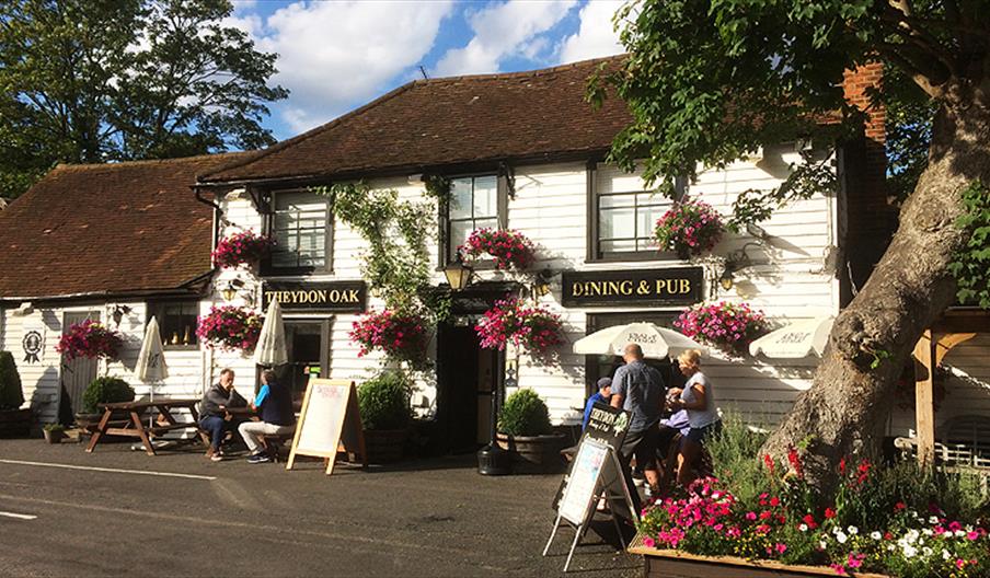 Theydon Oak - Pubs in Epping, Epping Forest - Visit Epping Forest