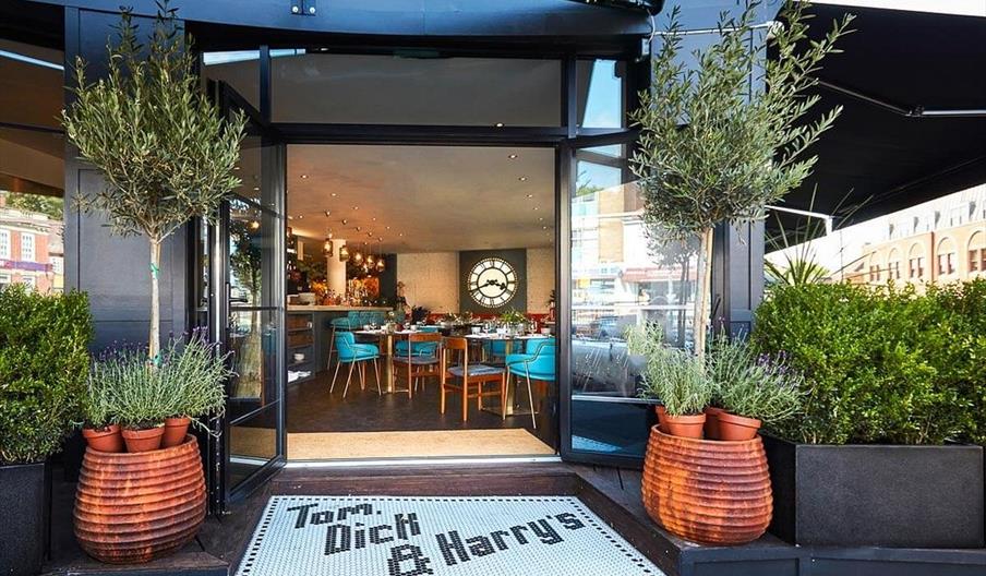 Tom, Dick & Harry's Entrance