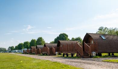 Lee Valley Glamping - Dobbs Weir