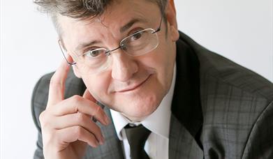 Joe Pasquale