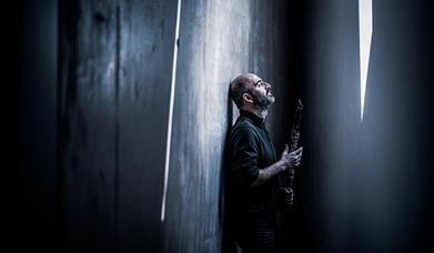 Kinan Azmeh with LPO soloists