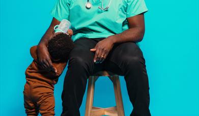 Michael Akadiri - Trust Me, I'm a Daddy